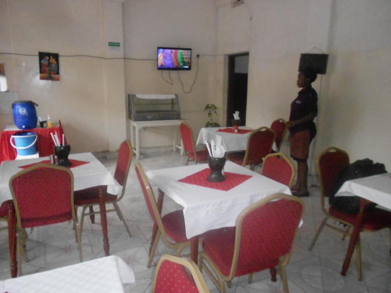 Riversand Hotel Kisumu Exterior photo