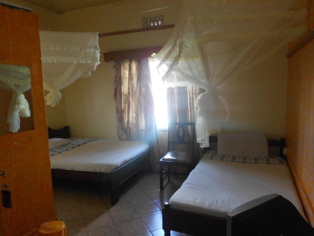 Riversand Hotel Kisumu Exterior photo